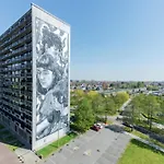 Pretty Apartment With Balcony